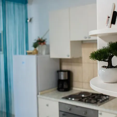 & Toni 3* Σπλιτ