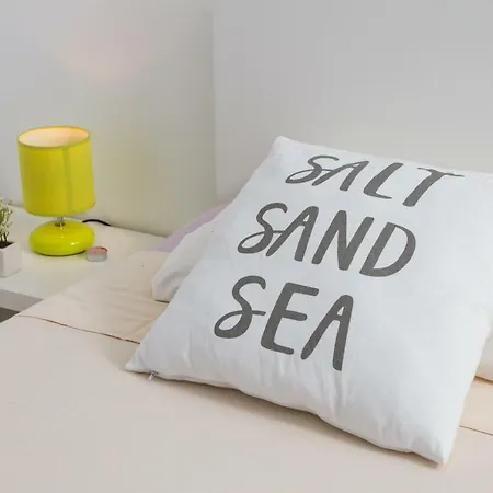 & Toni Πανσιόν