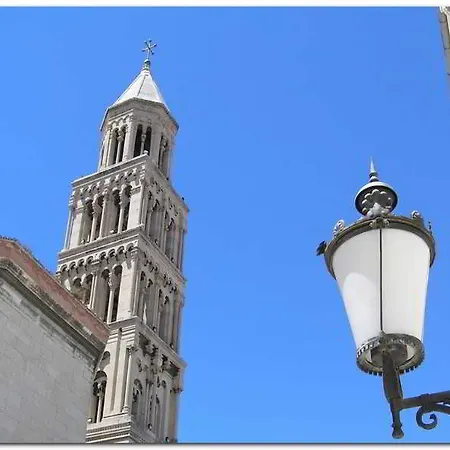 Apartments & Rooms Toni Split