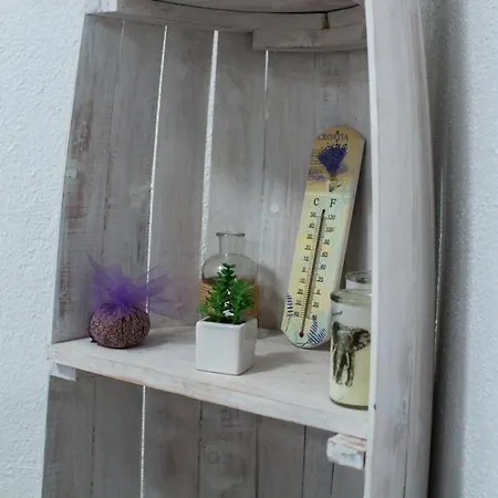 Apartments & Rooms Toni