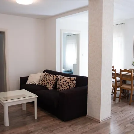 Apartments & Rooms Toni Gasthof