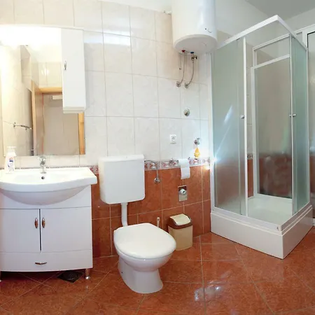 Gasthof Apartments & Rooms Toni Split