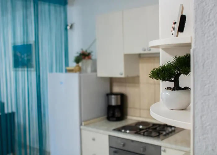 & Toni 3* Сплит