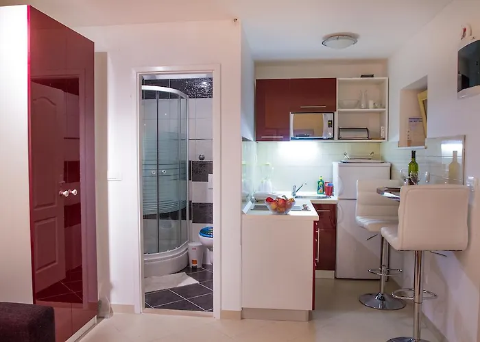 Гостевой дом & Toni 3*