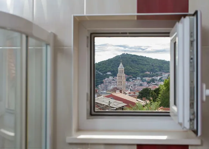 & Toni Гостевой дом Сплит